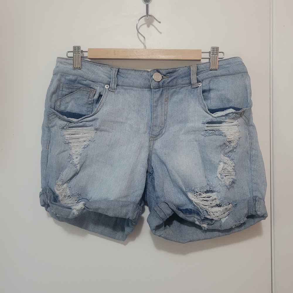 Distressed Jean shorts